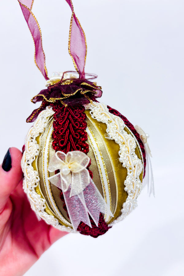 Décoration de Noël - Boule rouge et or-Autres-La Penderie du Paradis 🕊