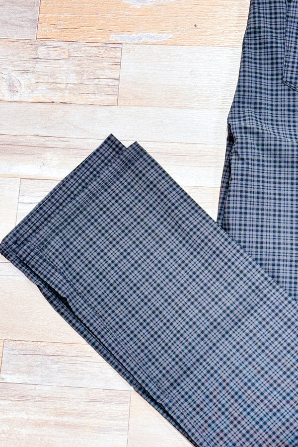 Pantalon gris et noir à carreaux jambe droite seconde main - Reitmans- La Penderie du Paradis