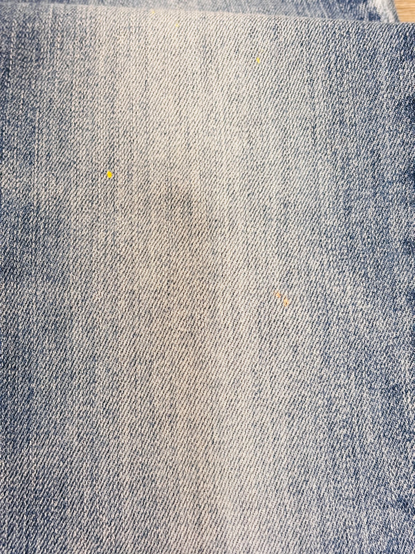 Jeans bleu pâle délavé jambe étroite (xs)-Garage-La Penderie du Paradis 🕊