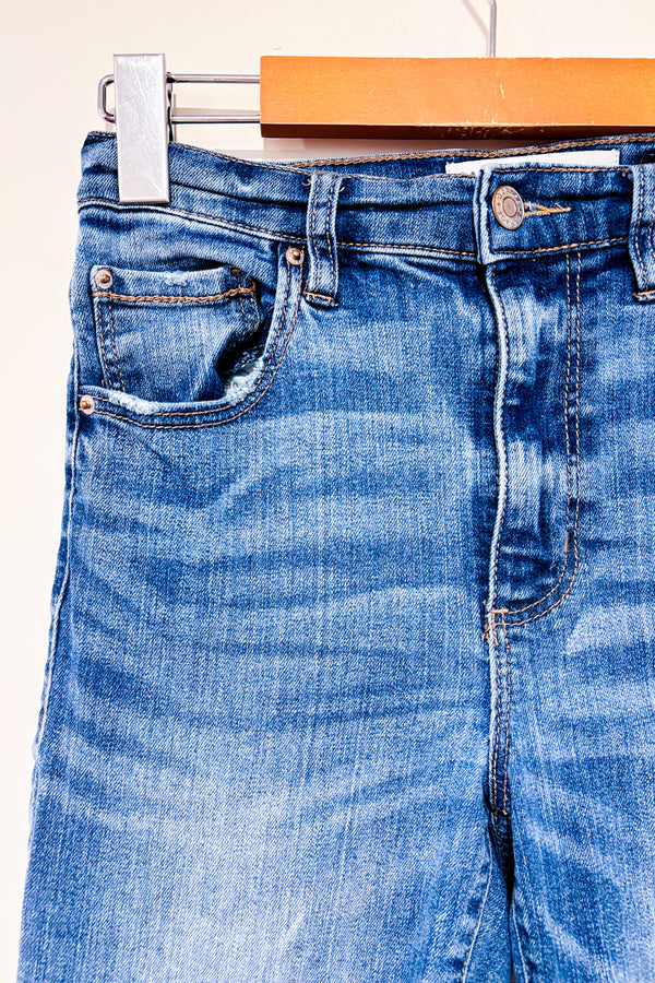 Jeans bleu pâle délavé jambe étroite (xs)-Garage-La Penderie du Paradis 🕊