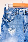Jeans mom bleu pâle troué (xs)-Refuge-La Penderie du Paradis 🕊