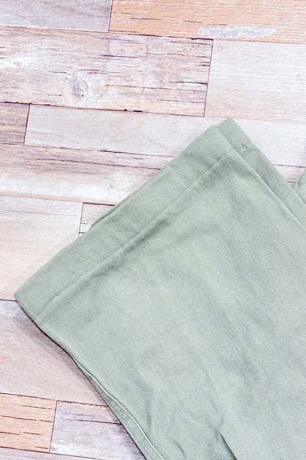 Jeans cargo kaki jambe ample à taille haute (xs)-Refuge-La Penderie du Paradis 🕊