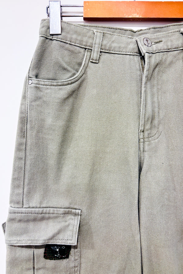 Jeans cargo kaki jambe ample à taille haute (xs)-Refuge-La Penderie du Paradis 🕊