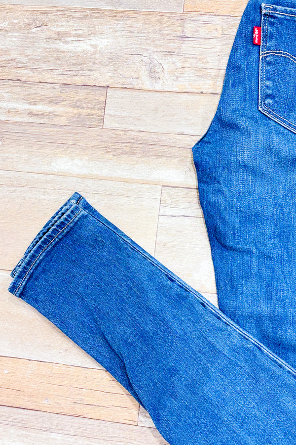 Jeans 711 bleu pâle jambe étroite (s)-Levi's-La Penderie du Paradis 🕊