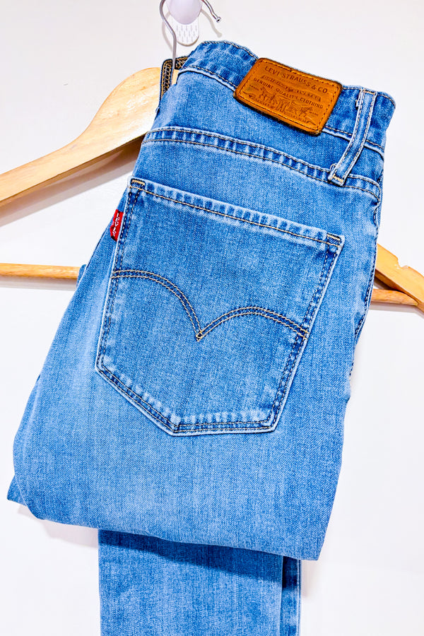 Jeans 711 bleu pâle jambe étroite (s)-Levi's-La Penderie du Paradis 🕊