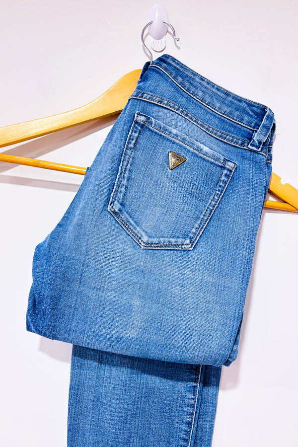 Jeans Brittney bleu pâle jambe étroite à taille basse (s)-Guess-La Penderie du Paradis 🕊
