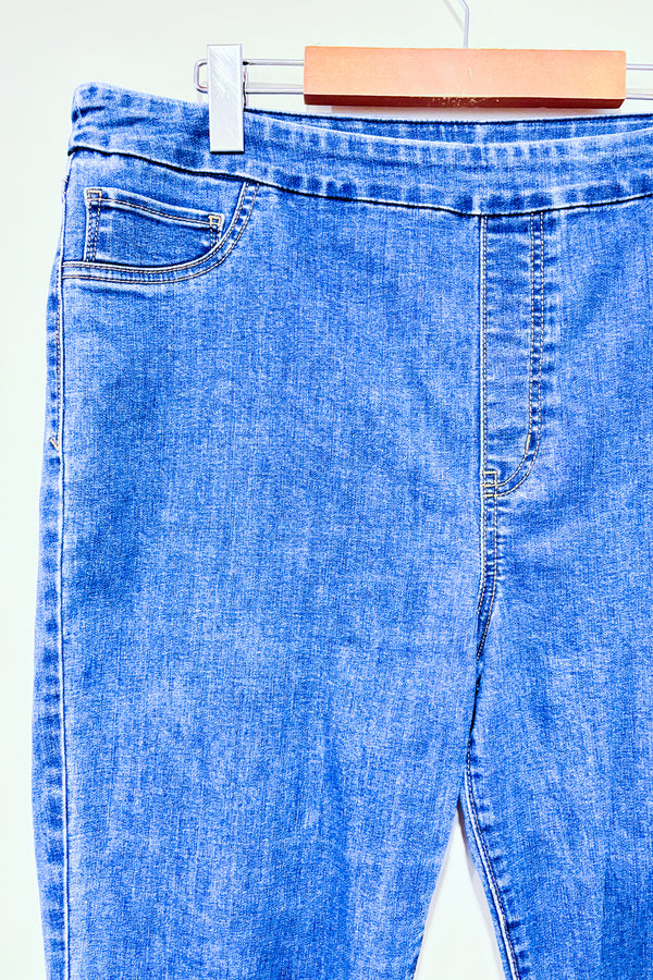 Jeans pull on extensible à jambe etroite (xl) seconde main - Reitmans- La Penderie du Paradis