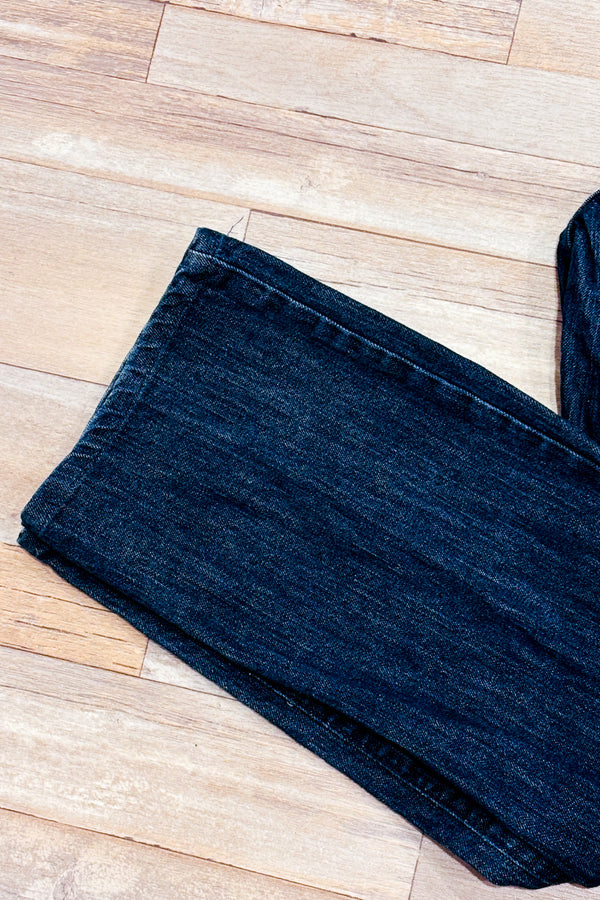 Jeans bleu foncé jambe droite* seconde main - Calvin Klein- La Penderie du Paradis