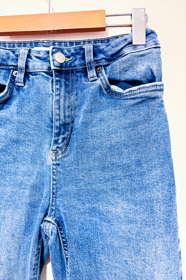 Jeans bleu pâle à taille haute jambe étroite seconde main - Black Tape- La Penderie du Paradis