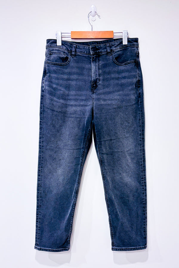 Jeans noir délavé seconde main - American Eagle- La Penderie du Paradis