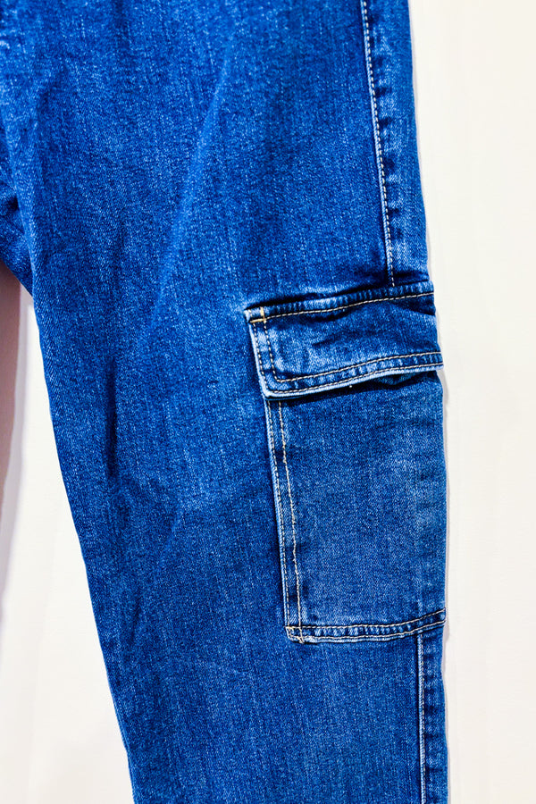 Jeans jogger bleu taille haute à poches cargo* seconde main - Blumind- La Penderie du Paradis