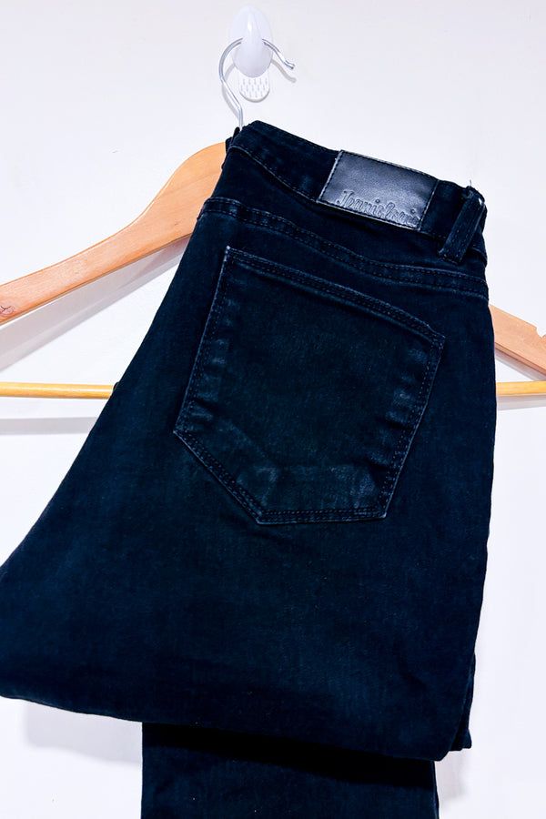 Jeans noir jambe évasée à taille régulière seconde main - Jeaniologie- La Penderie du Paradis