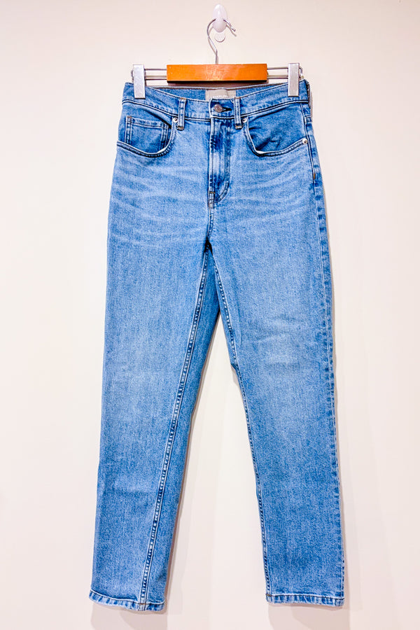 Jeans bleu pâle The Cheaky jambe droite à taille haute * seconde main - Everlane- La Penderie du Paradis