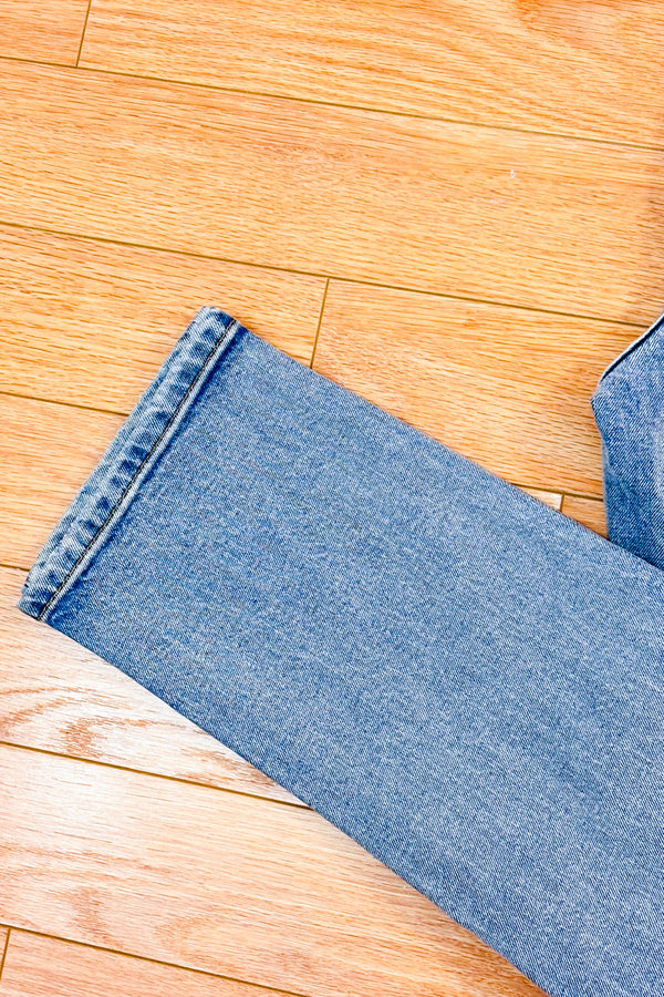 Jeans droit bleu pâle Mickey Mouse* seconde main - Desigual- La Penderie du Paradis