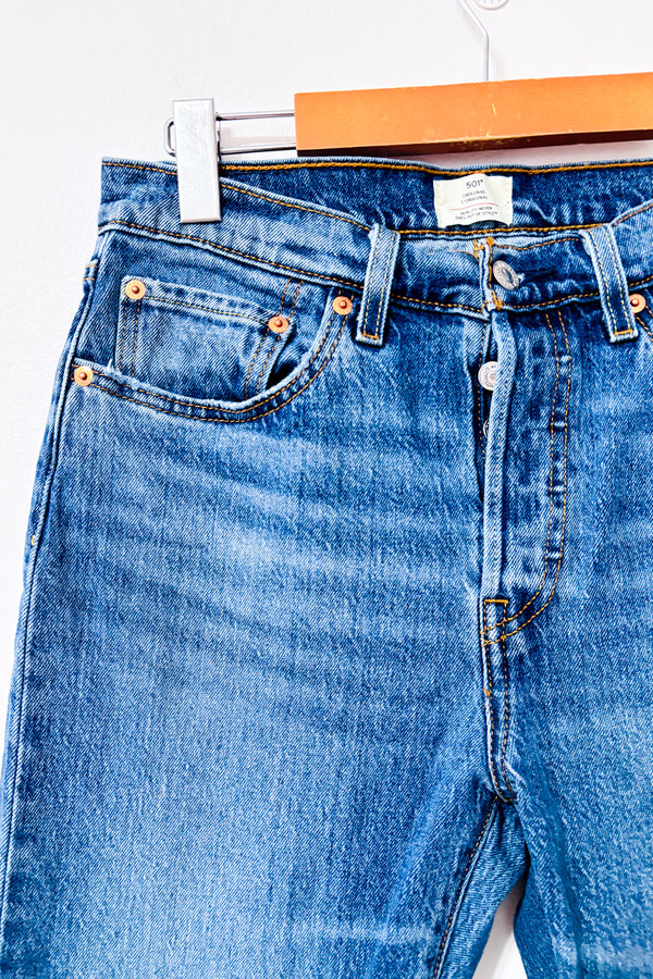 Jeans bleu pâle droit 501 Original à taille haute* seconde main - Levi's- La Penderie du Paradis