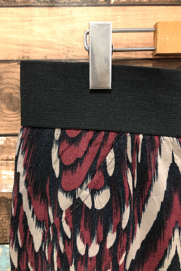 Jupe rouge et noire taille élastique (l) seconde main Le Château