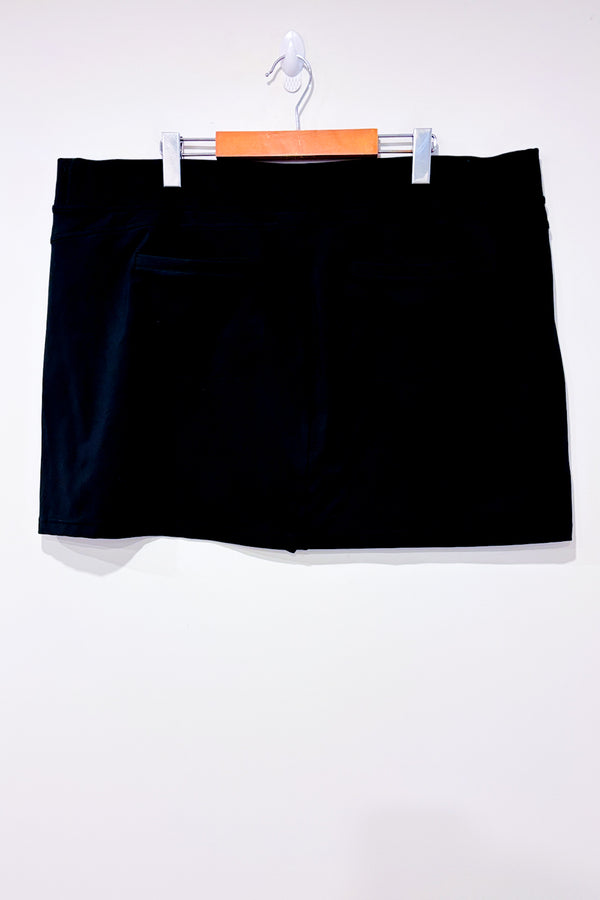 Jupe-short de sport noire (3X)-Reitmans-La Penderie du Paradis 🕊