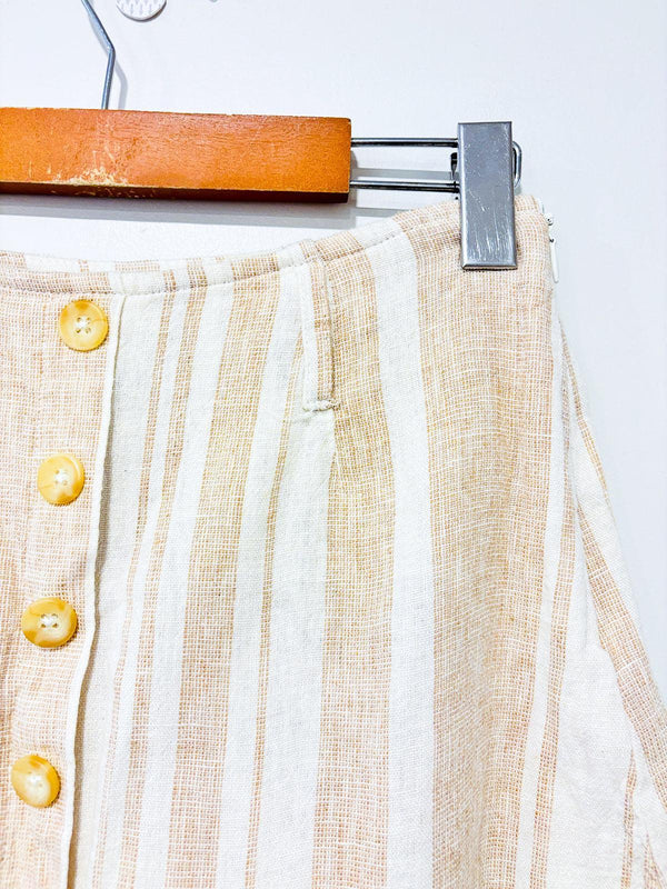 Jupe-short rayée beige avec boutons (xs) - Forever21 - La Penderie du Paradis 🕊