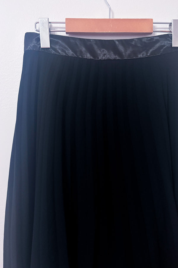 Jupe noire asymétrique plissée* seconde main - Nosecrets- La Penderie du Paradis