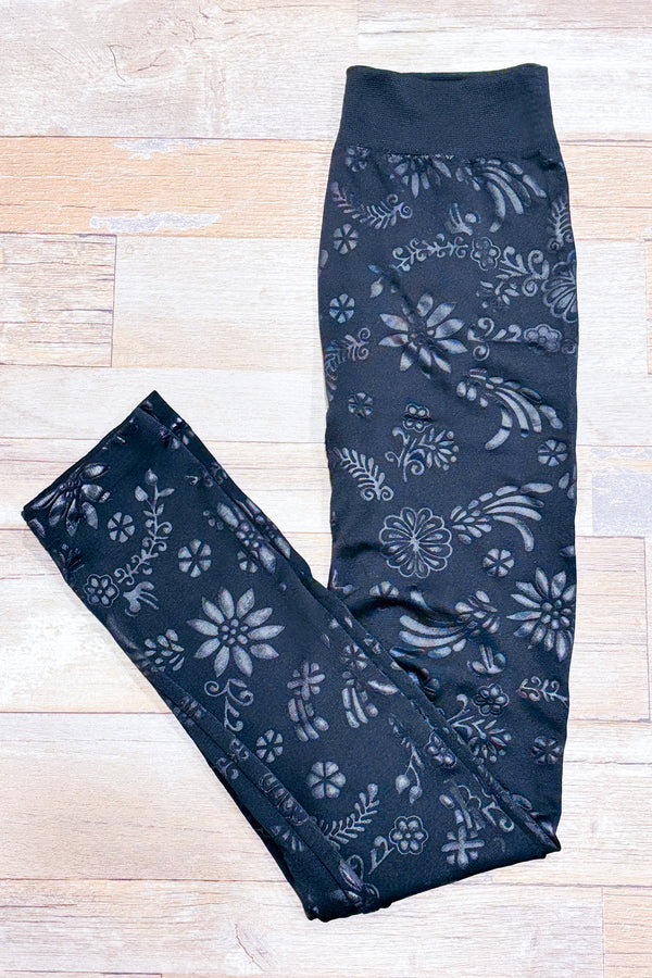 Legging noir fleuri (s/m)-Muk Luks-La Penderie du Paradis 🕊
