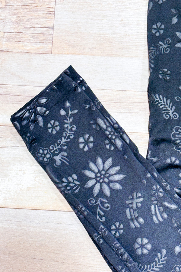 Legging noir fleuri (s/m)-Muk Luks-La Penderie du Paradis 🕊