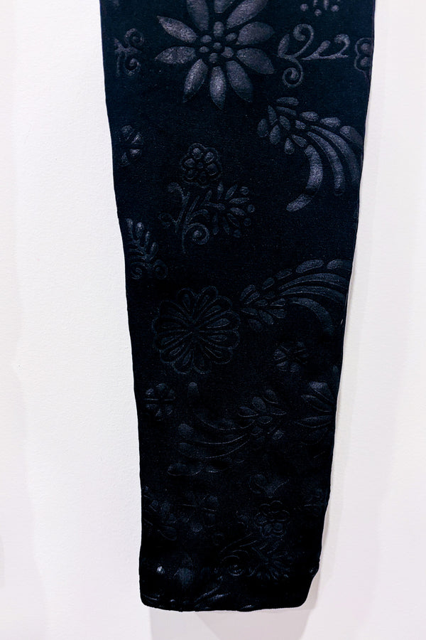 Legging noir fleuri (s/m)-Muk Luks-La Penderie du Paradis 🕊