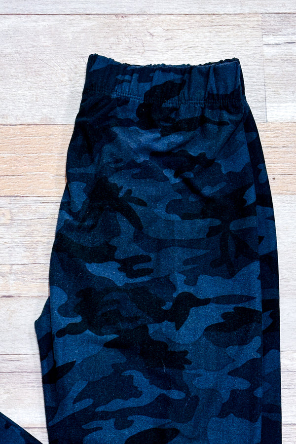 Legging gris et noir motif camouflage (xs/s)-Just Cozy-La Penderie du Paradis 🕊