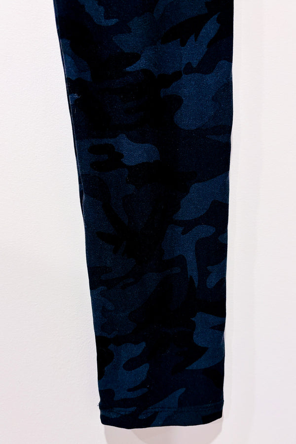 Legging gris et noir motif camouflage (xs/s)-Just Cozy-La Penderie du Paradis 🕊