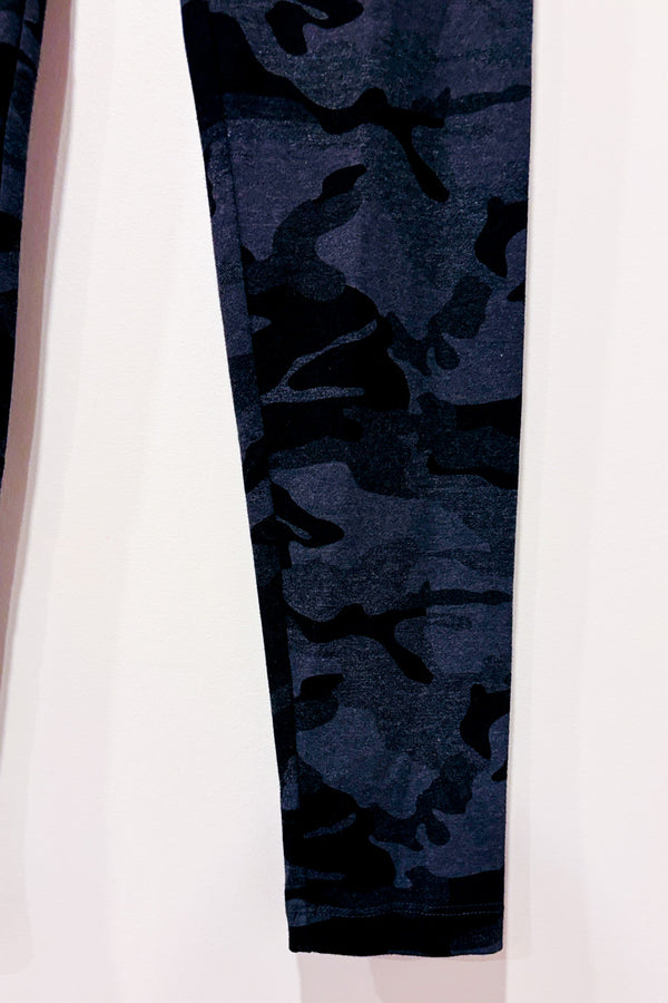 Legging gris et noir motif camouflage seconde main - George- La Penderie du Paradis