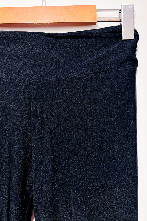 Legging noir lustré seconde main - Tokë- La Penderie du Paradis