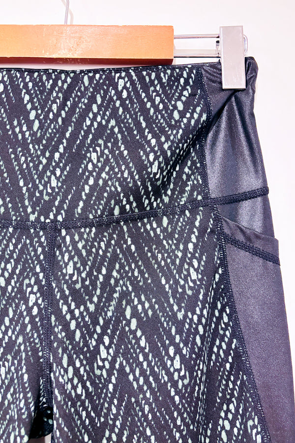 Legging noir et vert à motifs seconde main - Ardene- La Penderie du Paradis