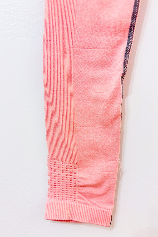 Legging gris et rose dégradé seconde main - Astoria Activewear- La Penderie du Paradis
