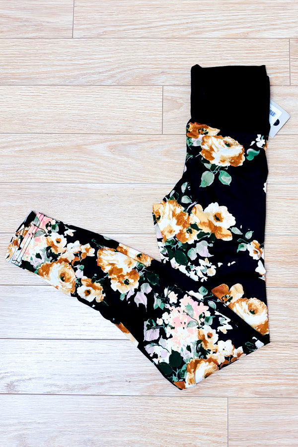 Legging Carole noir fleuri* seconde main - Fait par une maman- La Penderie du Paradis