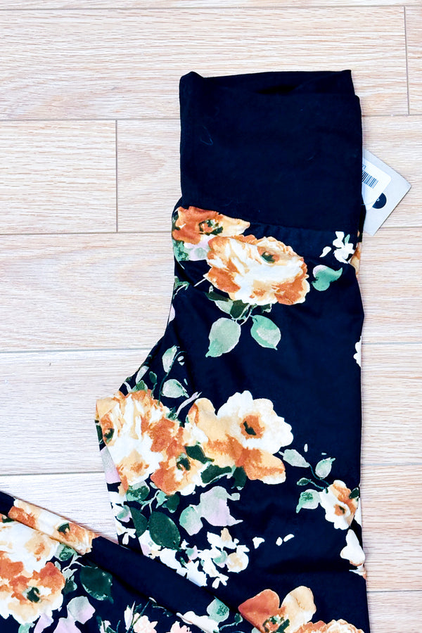 Legging Carole noir fleuri* seconde main - Fait par une maman- La Penderie du Paradis