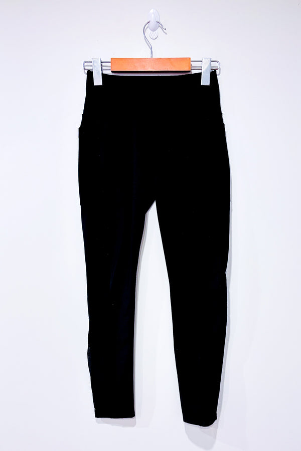 Legging noir avec poches et maille (s)-Ardene-La Penderie du Paradis 🕊