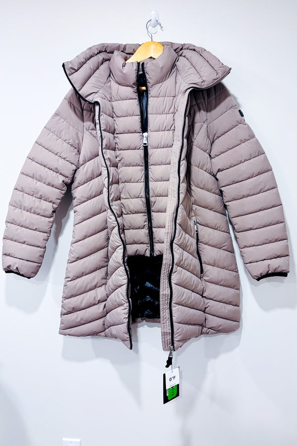 Manteau matelassé puffer chameau* seconde main - DKNY- La Penderie du Paradis