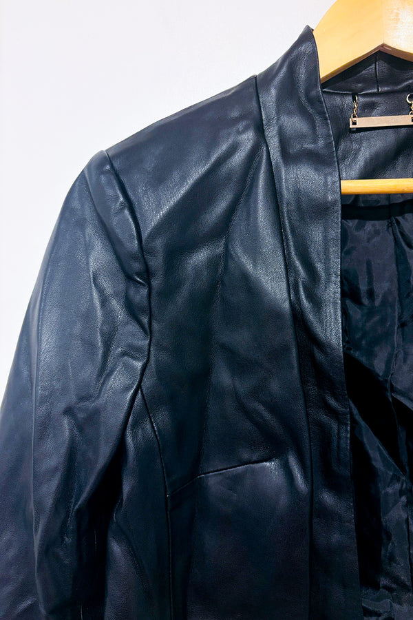 Veste ouverte courte noire effet cuir * seconde main - Tahari- La Penderie du Paradis