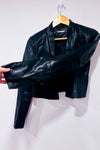 Veste ouverte courte noire effet cuir * seconde main - Tahari- La Penderie du Paradis