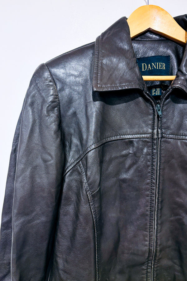Manteau en cuir charcoal mi-long * seconde main - Danier- La Penderie du Paradis