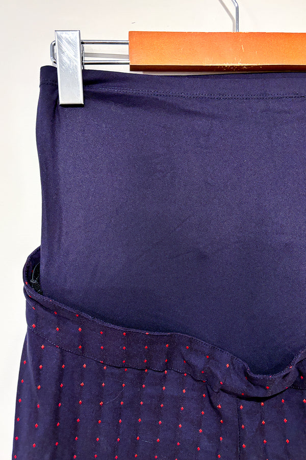 Pantalon marine avec losanges rouges (xs) - Maternité seconde main Stork & Babe