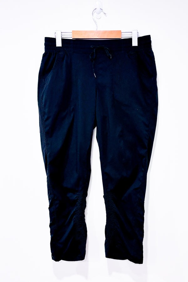 Pantalon noir à rayures (m)-Denver Hayes-La Penderie du Paradis 🕊