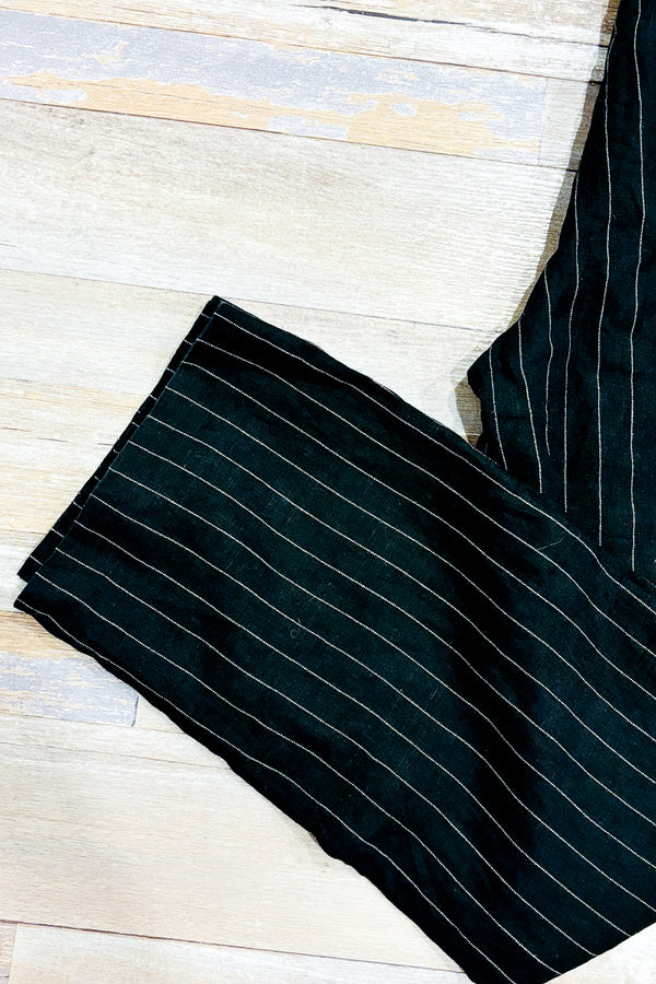 Pantalon noir rayé en lin (l) -- La Penderie du Paradis ?