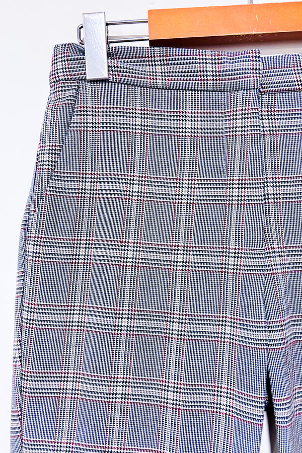 Pantalon gris et rouge à carreaux (m)-Zara-La Penderie du Paradis 🕊
