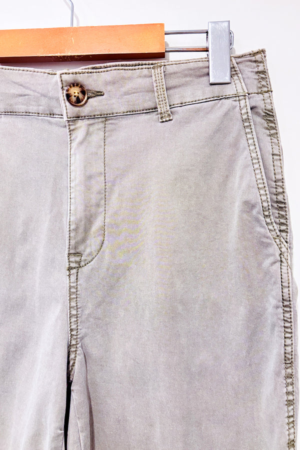 Pantalon utility kaki à taille haute (long) (s)-Reitmans-La Penderie du Paradis 🕊