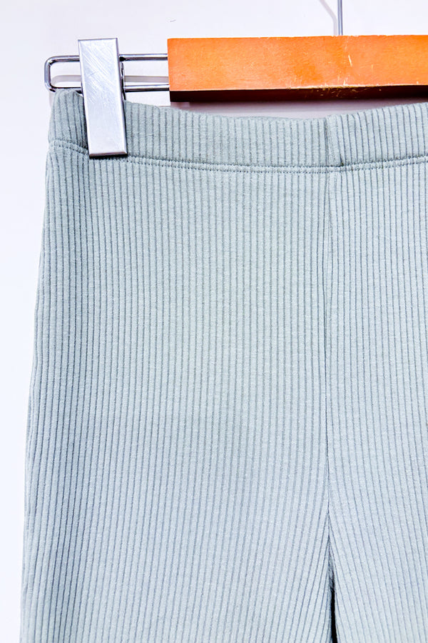 Pantalon lounge kaki côtelé à jambe ample (s)-H&M-La Penderie du Paradis 🕊