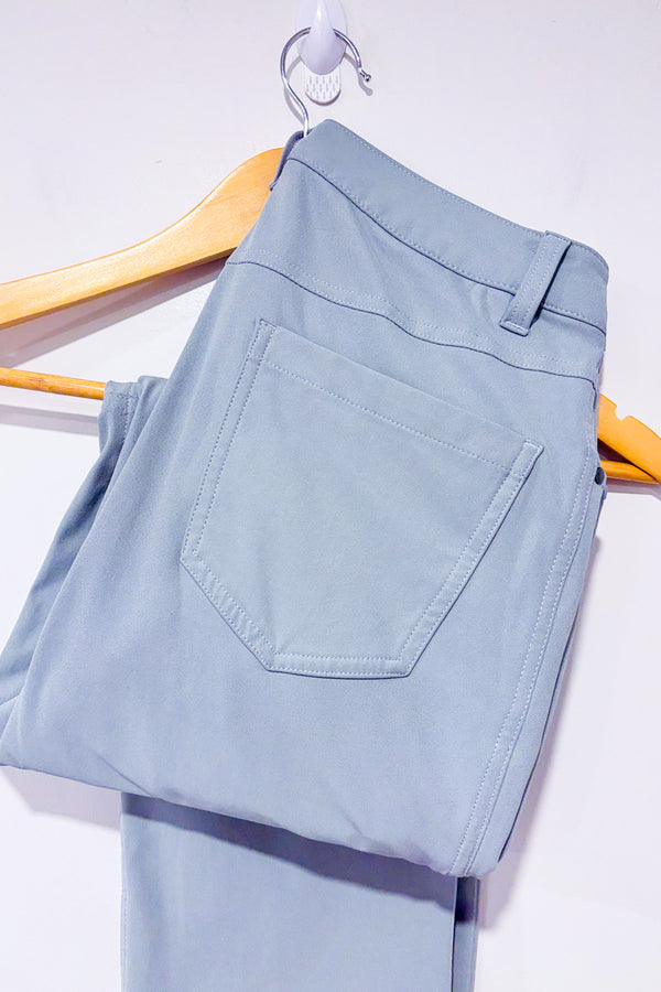 Pantalon gris jambe droite* seconde main - Lululemon- La Penderie du Paradis