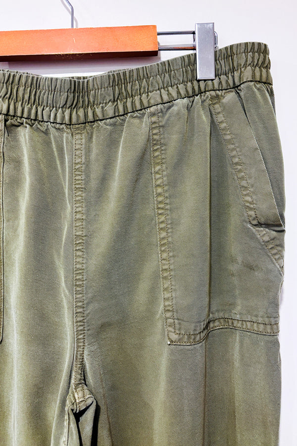 Pantalon jogger fluide kaki seconde main - H&M- La Penderie du Paradis