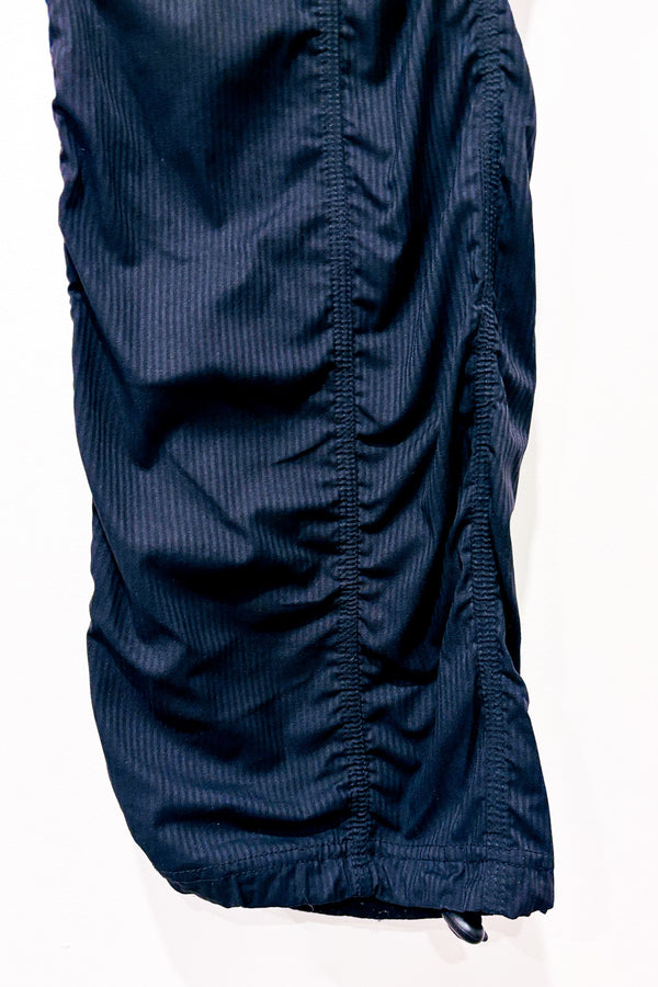 Pantalon noir en nylon seconde main - Shambhala- La Penderie du Paradis