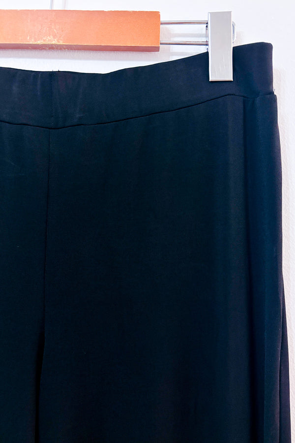 Pantalon noir fluide à jambe ample fendue* seconde main - Autres- La Penderie du Paradis