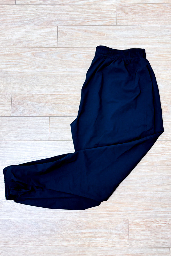 Pantalon jogger noir extensible à cheville élastique* seconde main - Old Navy- La Penderie du Paradis